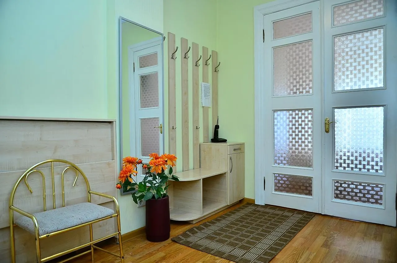 Bolshaya Vasilkovskaya 12 Apartment Kiev Ukraine