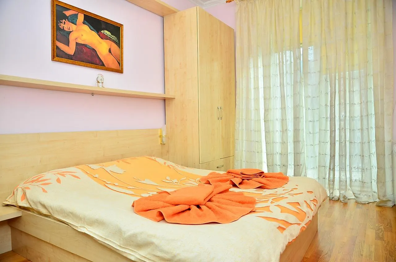 Bolshaya Vasilkovskaya 12 Apartment Kiev